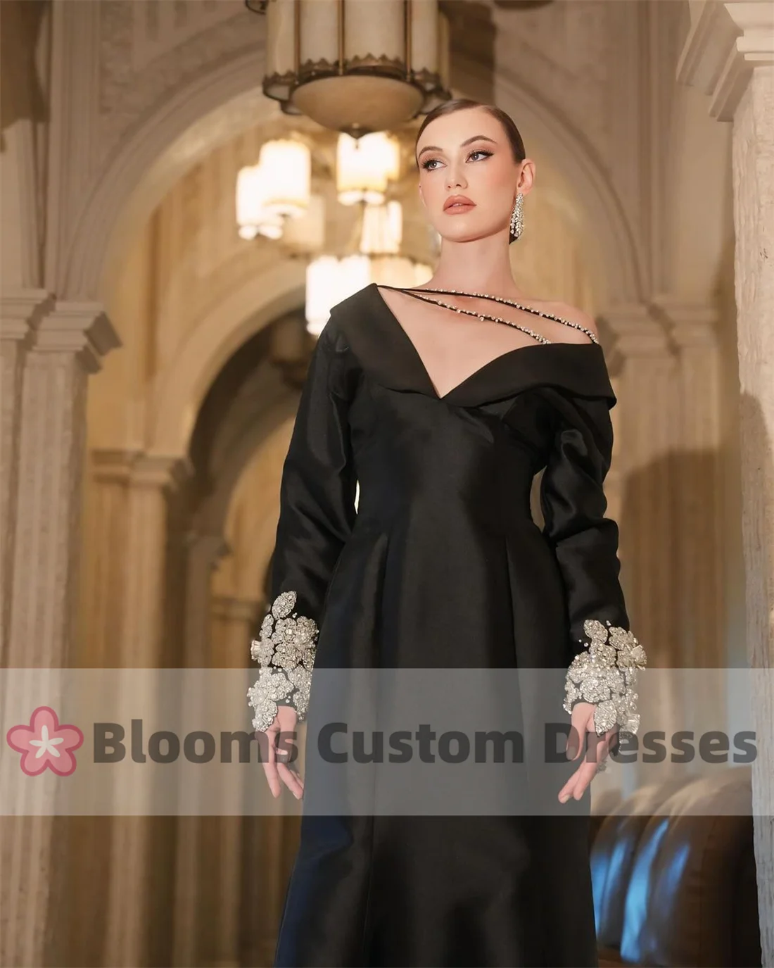 Blooms Customized Black Satin V-Neck Luxury Evening Dresses For Special Occasion Beaded Full Sleeve Party Gown Formal Prom Dress