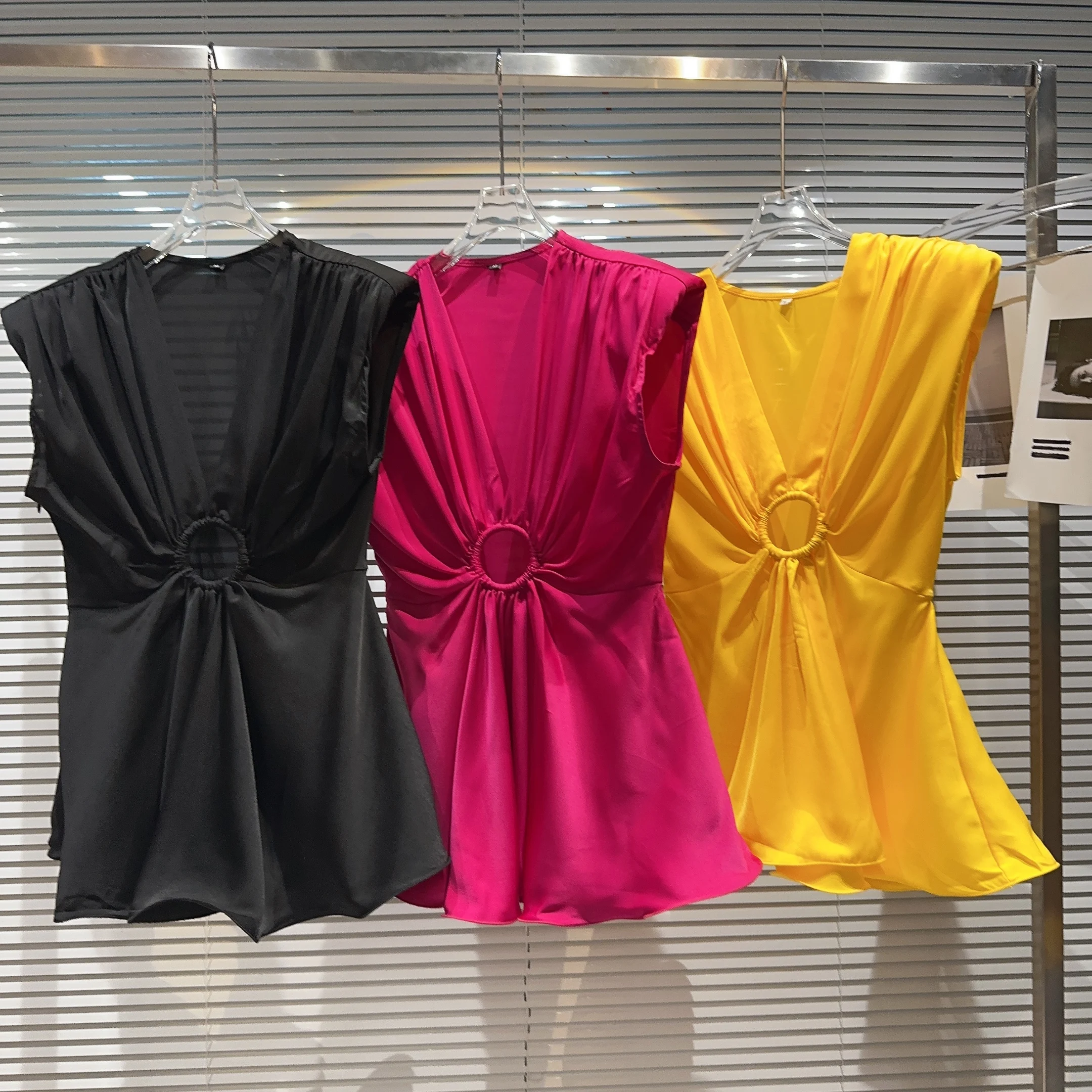 

Ele V-ne Circle Waist Hem Chiffon Top Summer New Sle Small irt Faionable Belted Skirt Sle Pure Color Lace Design