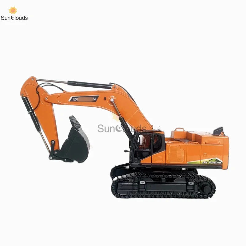 Alloy Model Toy 1:50 Scale DEVELON DX380HD DX680HD DX800HD Excavator Die Cast Model Toy Car & Collection Gift & Display