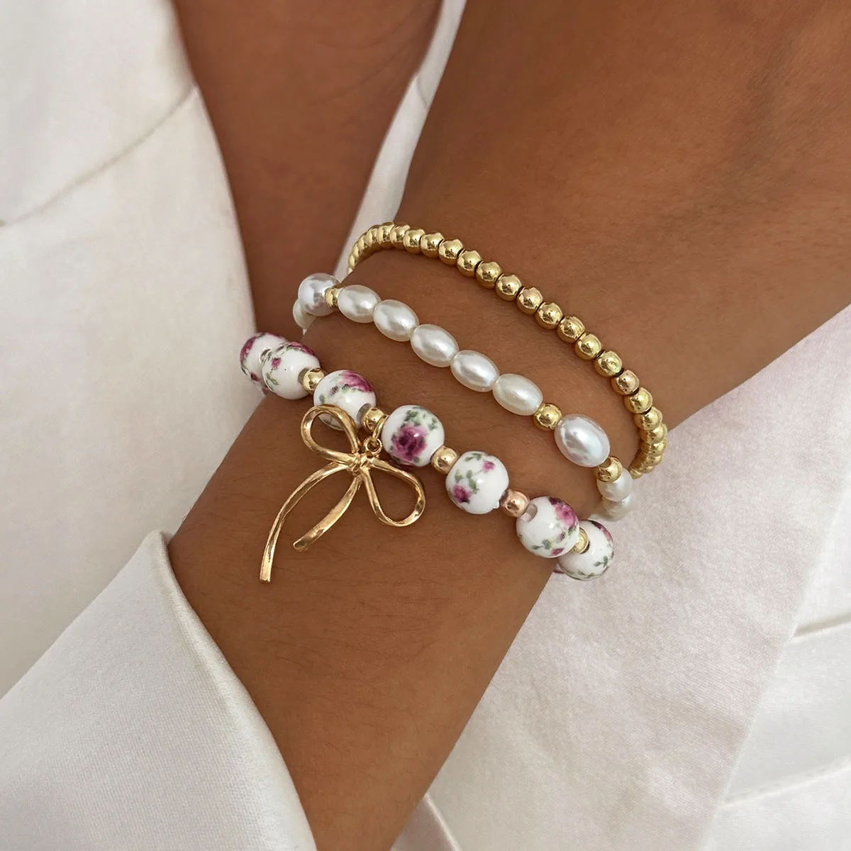 Minimalist Ins Bow Pendant Bracelet Faux Pearl Star Charm Versatile Stackable Delicate Daily Wrist Chain for Women