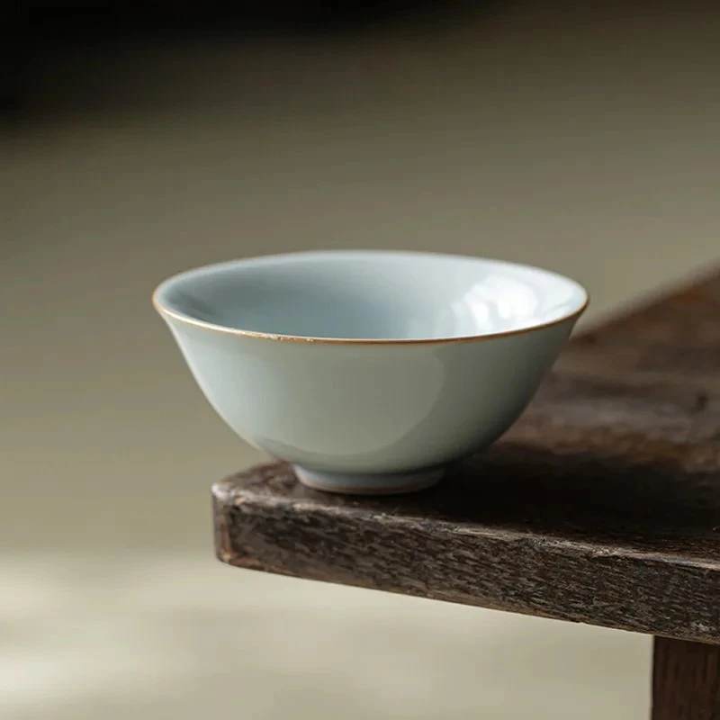 

Чайная чаша из фарфора Ru Kiln Boutique Azure, 100 мл, ручной работы, с глазурью «ледяные трещины», персональная мастер-чашка для чайной церемонии Чжань, посуда для чайной церемонии Кунг-фу