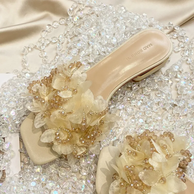 

2026 New Style Flower Lightweight Flats for Women - Outdoor Vacation Thick Heels Sandals