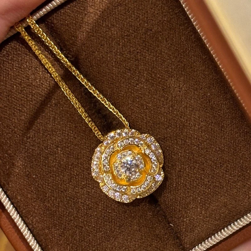 

Fashion Rose Design Crystal Pendant Necklace for Women 2025 New Stainless Steel Clavicle Chain Jewelry Accessories Gift