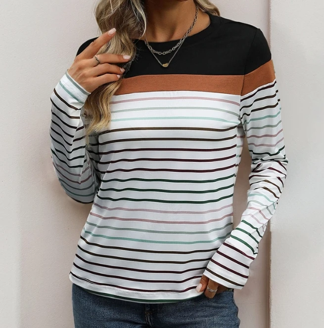 Round neck color striped contrasting long sleeved T-shirt casual base top