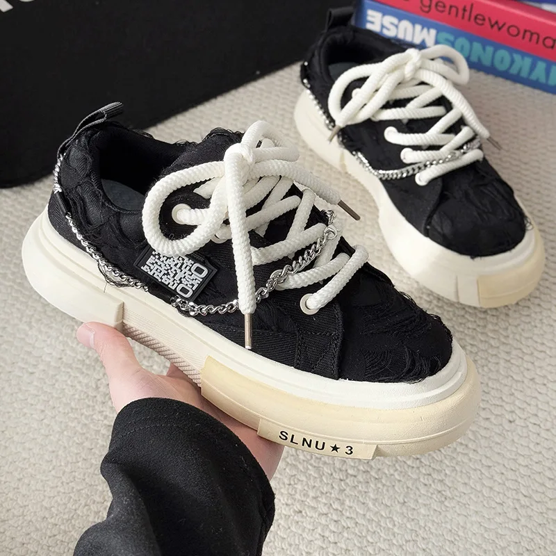 

2025 New Men's Canvas Shoes Luxury Metal Chain Skateboard Shoes Outdoor Breathable Comfortable Sneakers Designer Shoes Men Tenis