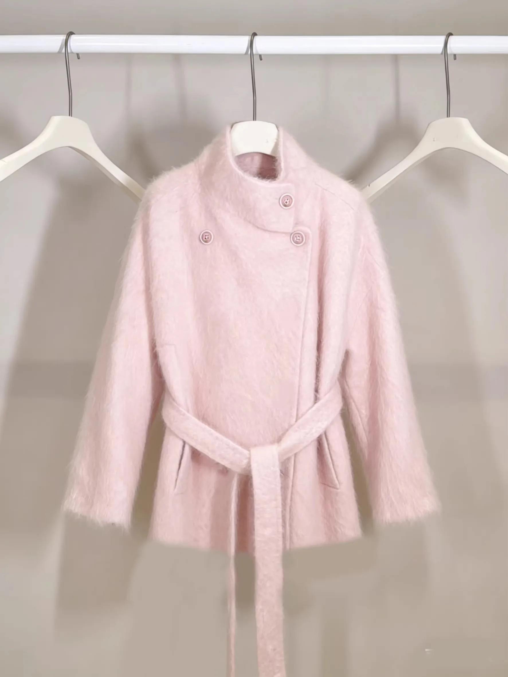 Pink Woolen Coat Women's 2026 New Spring High-End Sensation  Design Elegance Furry Tweed Jacket Commute Lady Style Long ...