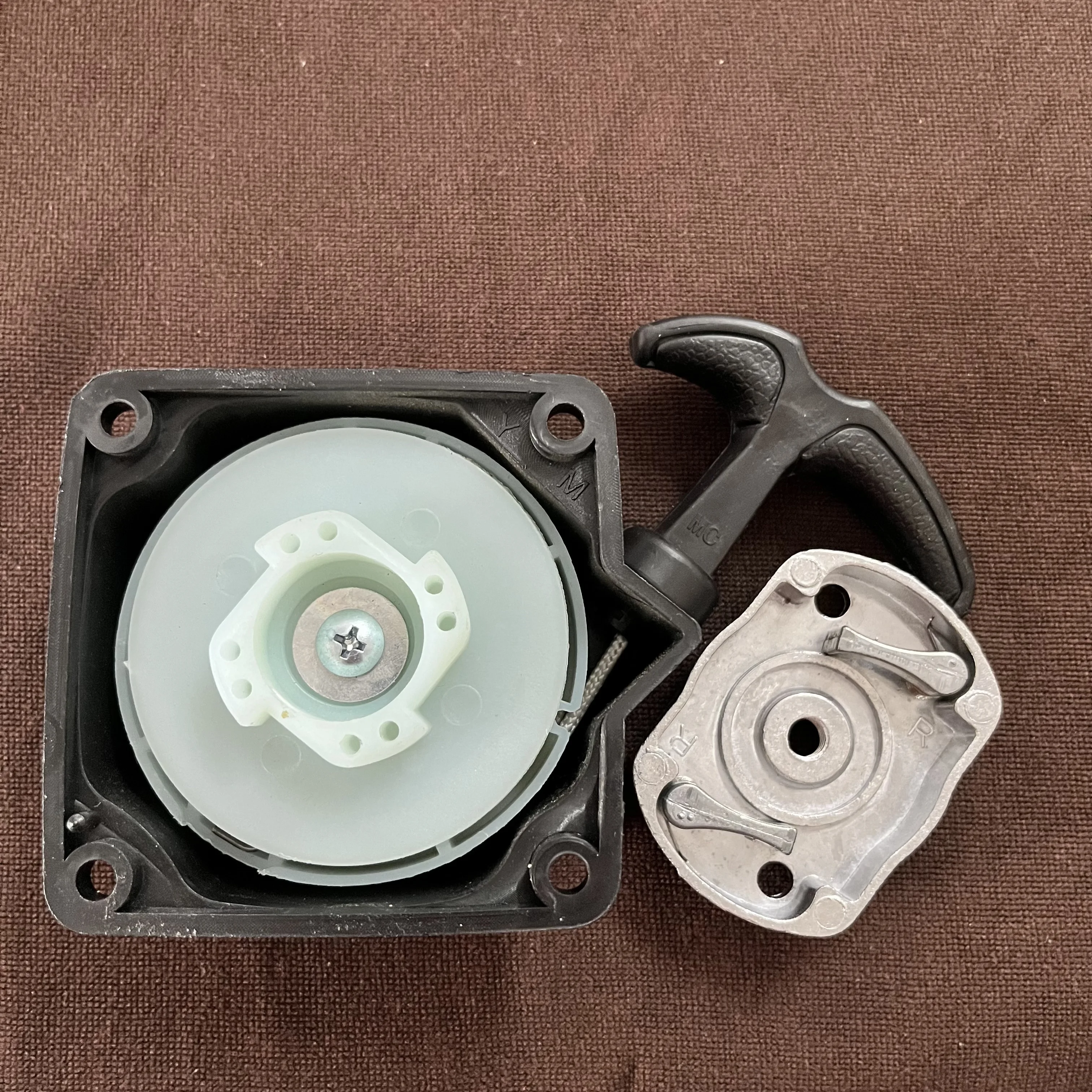 

CG430 CG520 Easy starter with pulley fit TL43 TL52 brush cutter 1E40F-5 1E44F-5 grass trimmer cutter weed eater low pawl starter