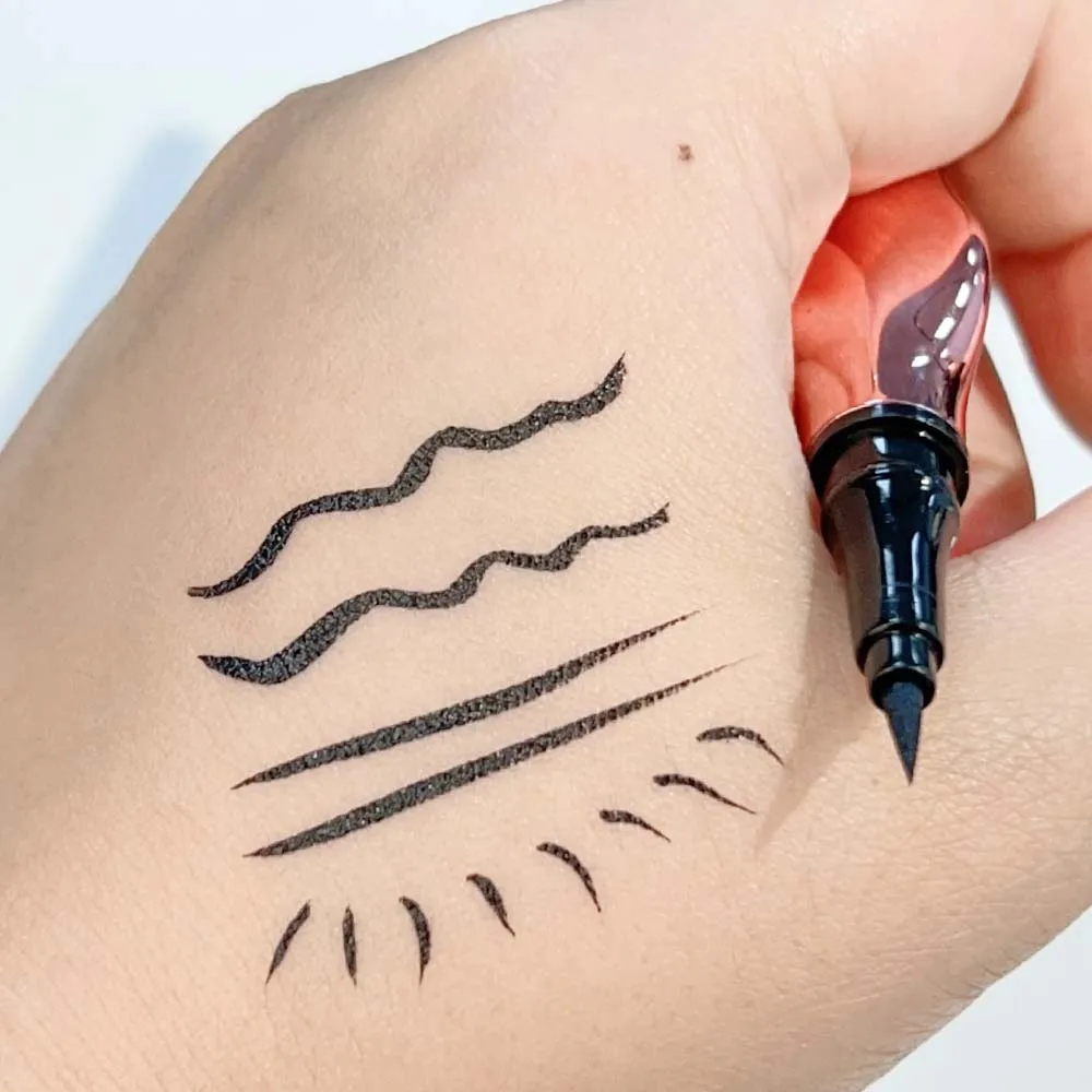 Matita per Eyeliner liquido nero opaco impermeabile asciugatura rapida senza sbavature ciglia inferiori lisce a lunga durata Eyeliner trucco per gli occhi coreano