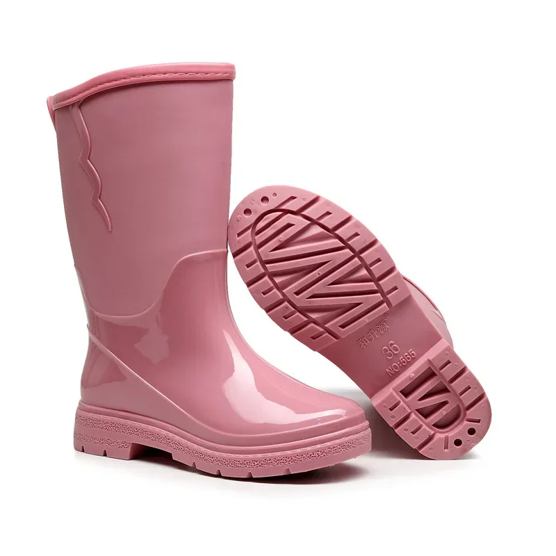 Botas de chuva antiderrapantes para mulheres, sola grossa, borracha, sapatos de água, confortáveis, ao ar livre, água, pesca, fêmea, impermeável, 2024