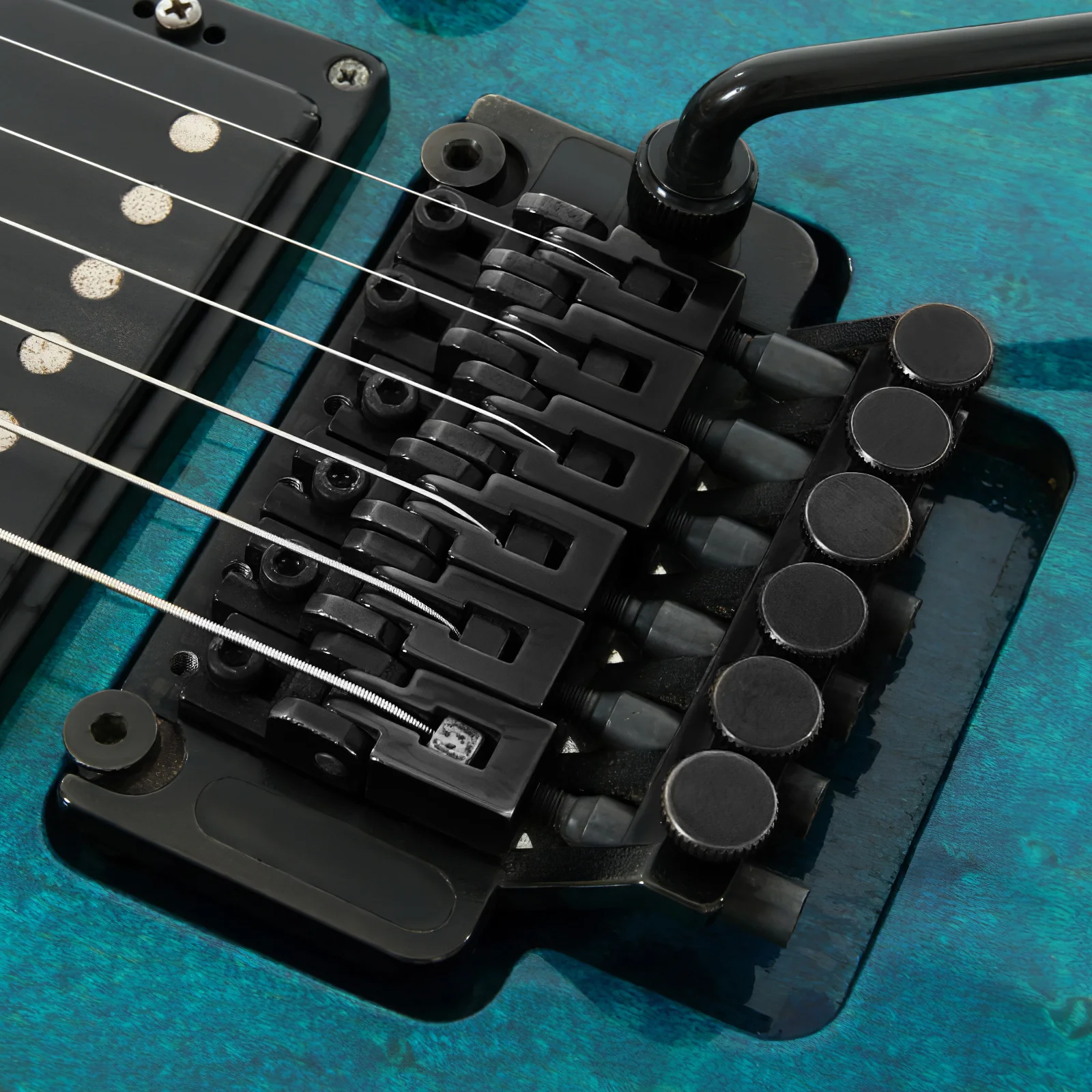 

Double Rocker Saddle Set For Electric Guitar Tremolo Bridge Metal Finish Durable String Saddles Guitar Parts