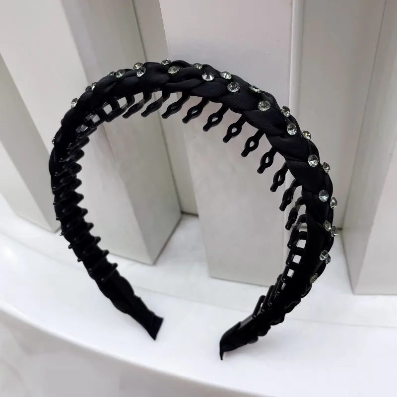 faixa-de-cabelo-antiderrapante-trancada-com-diamantes-embutidos-suporte-para-mascara-facial-acessorio-de-cabelo-versatil-e-moderno-estilo-coreano-em-tecido