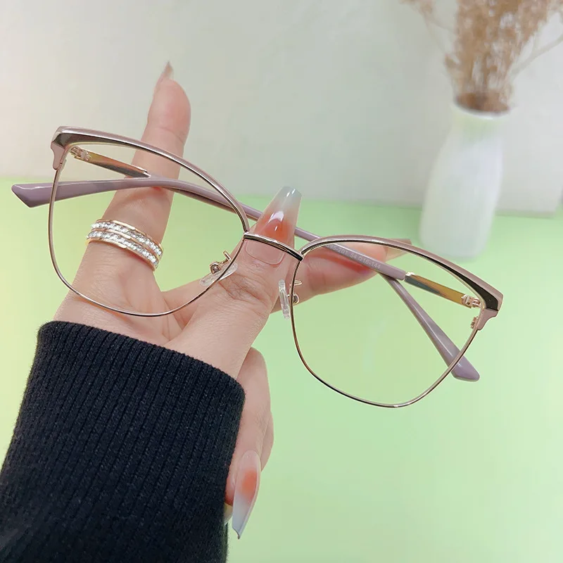 

New Anti-blue Light Glasses, Retro Metal Glasses Frames, Fashionable Cat-eye Flat Glasses For Men And Women