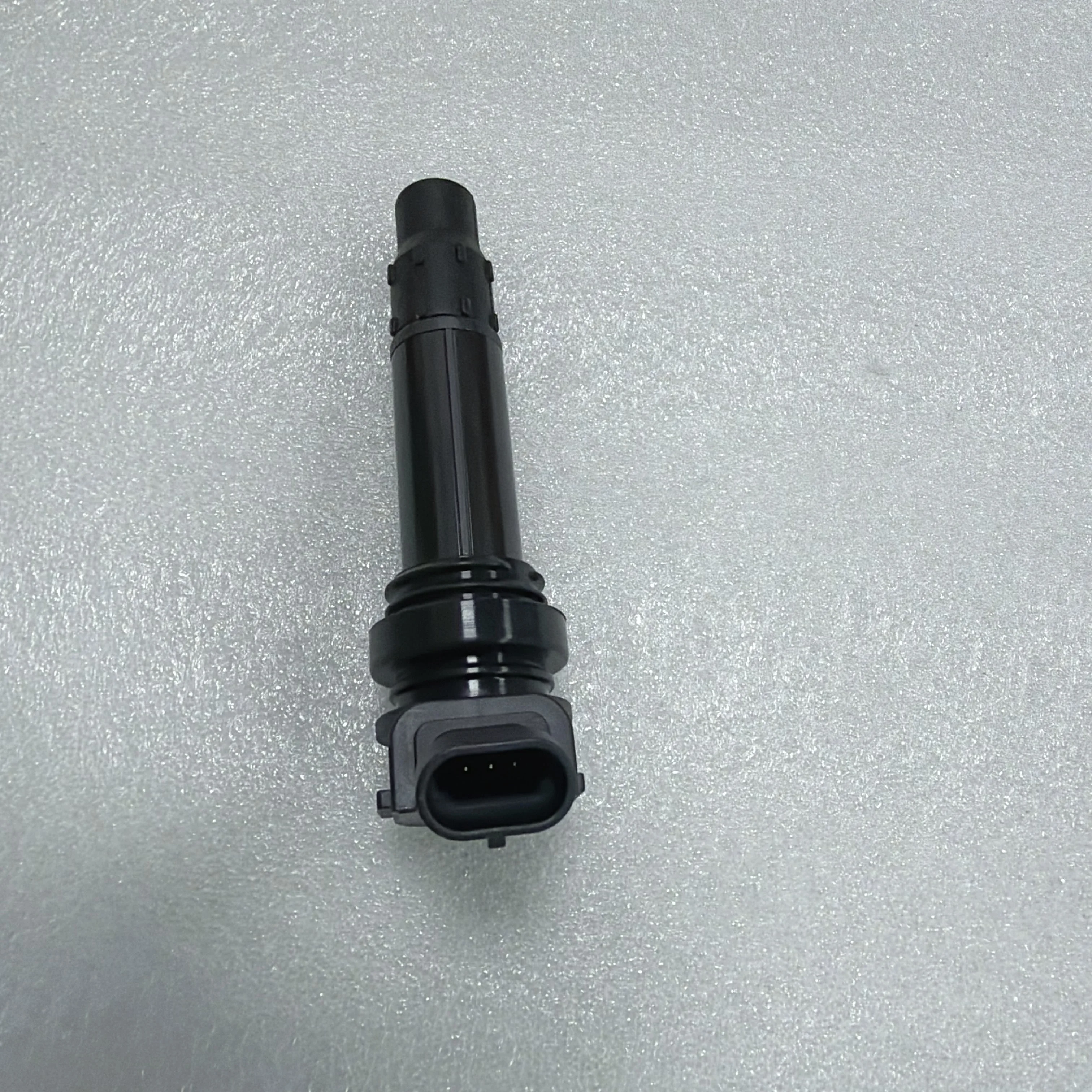 Motorcycle 3-pin waterproof connector 3172 high-voltage coil assembly, compatible with Zhufeng ZF500GY-A and Kaiyue 525X