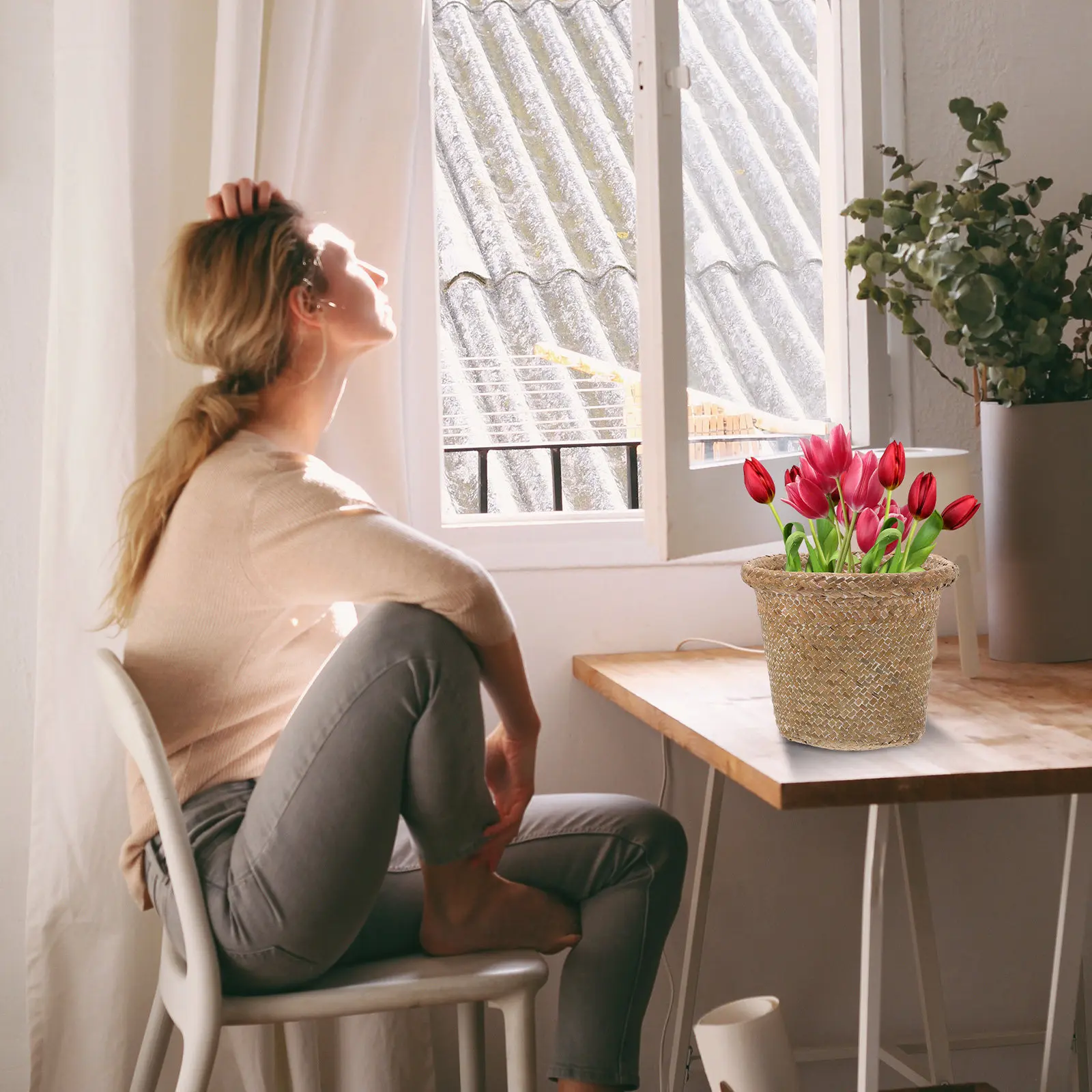 1Pcs Natural Woven Flower Basket Multifunctional Household Basket for Dried Flower Display Snack Storage Bedroom Paper Bin