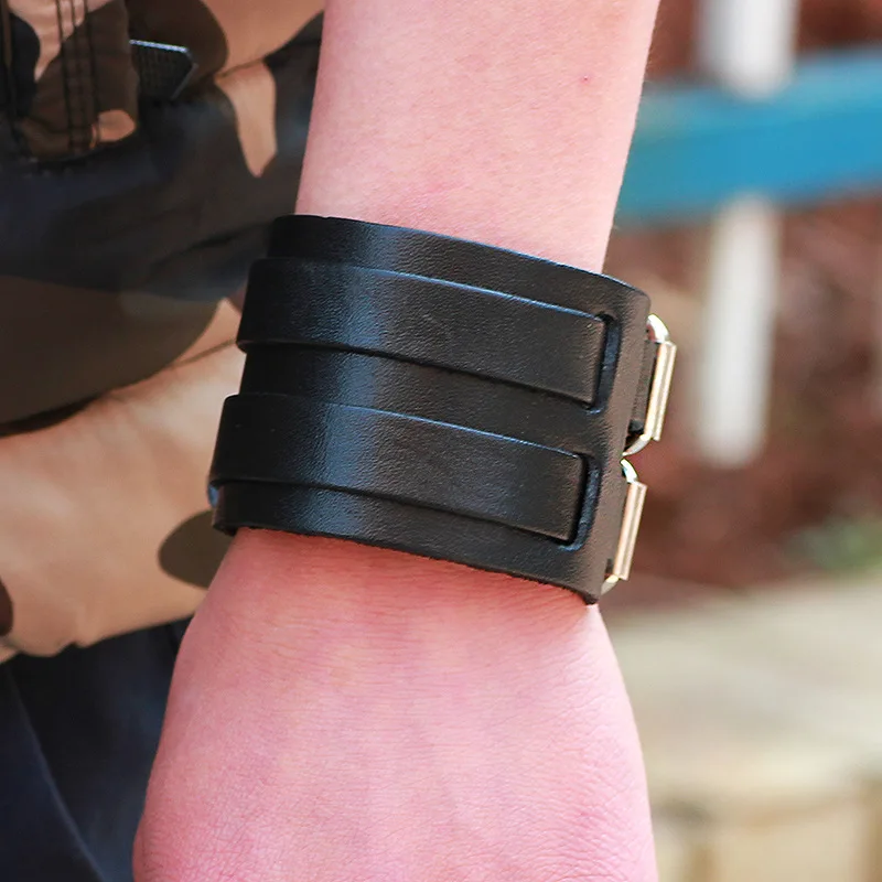 Fashion Gothic Punk Unique Spikes Rivet Stud Wide Cuff Bracelet Leather Punk Gothic Rock Bangle Bracelet for Women Men Jewelry