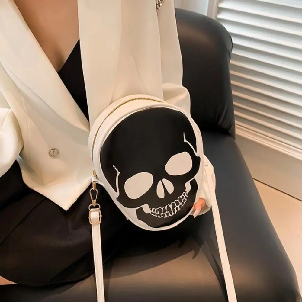 

Funny Creative Halloween Skull Shoulder Bag Gothic Devil Ghost Crossbody Bag Purse Novelty Leather Candy Bag Unisex