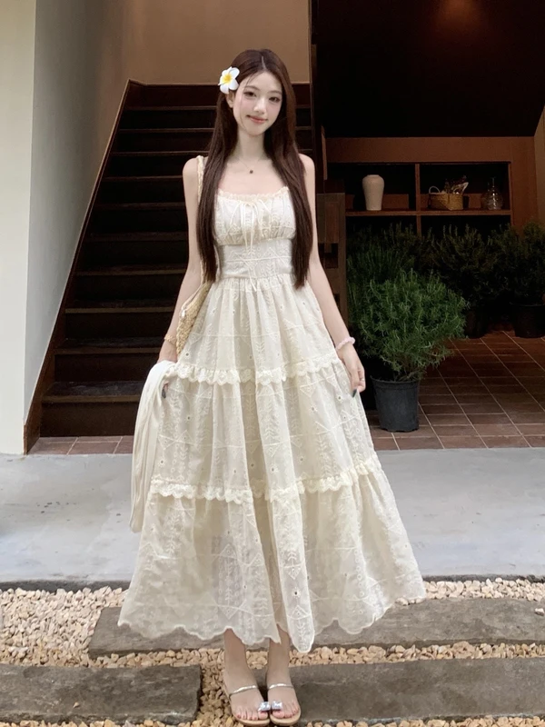 Picture 3: plus Size Women's Summer Gentle Lace Crop Top And Long Skirt Two-Piece Set Bohemian Style Sweet Fashion plus Size Clothing