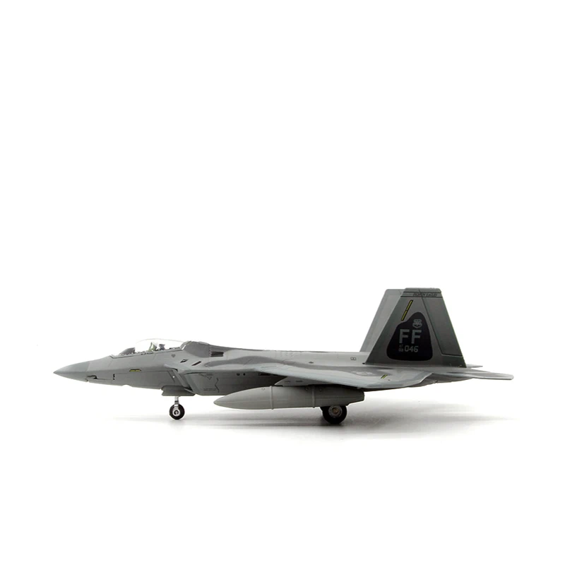 

Diecast F-22 Militarized Combat Raptor Alloy Model 1:100 Scale Toy Gift Collection Simulation Display Decoration