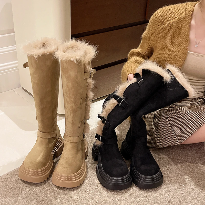 Bottes de neige élégantes à plateforme surélevée, en coton chaud, avec design à bout large, bottes longues entièrement marron pour femmes.