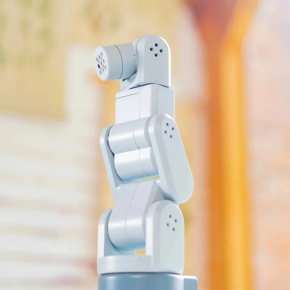 Picture 5: Elephant Robotics MechArm 270 Pi 6-Axis Robot Arm For Creatives Makers Designers Aspiring Innovators Android Desktop Robotic Arm