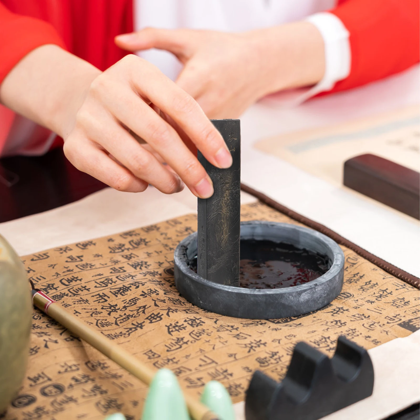 

2 Pieces Calligraphy Ink Stick Handmade Chinese Drawing Sumi Black Block Student Stationery Non Fading Easy Cleaning Painting