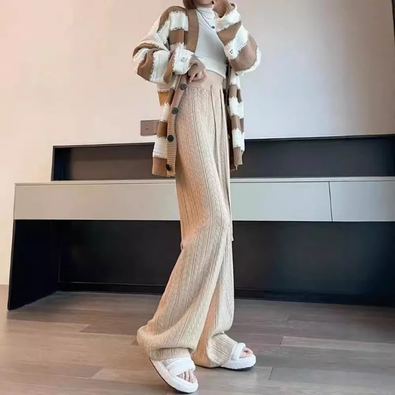 

2024 Winter New Women's High-End Soft and Luxurious Knit Broadleg Pants with Waist Tie - Retro Patterned Leisure Long Trousers