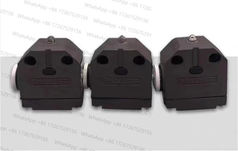 1PCS Brand new FOR Balluff limit switch BNS 519 819-99/100-K-10/11-R-D/99-D-11 BNS819-100-R-11 BNS 819-100-K-1 BNS819-100-D-11