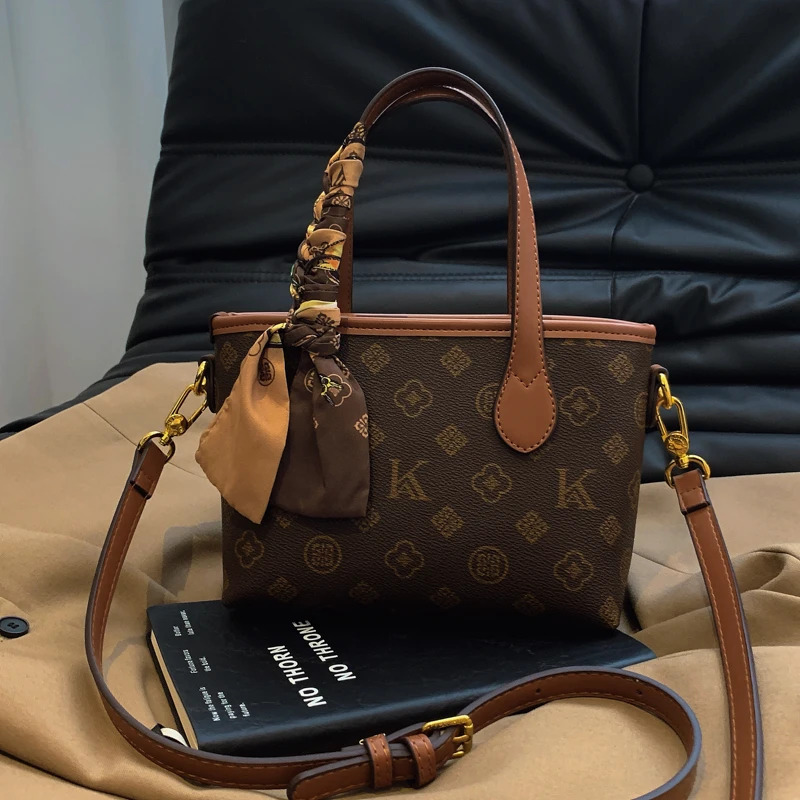 حقيبة يد كروس عصرية وفريدة من نوعها للنساء مع تصميم جلدي عتيق وسعة كبيرة وأسلوب بسيط #4