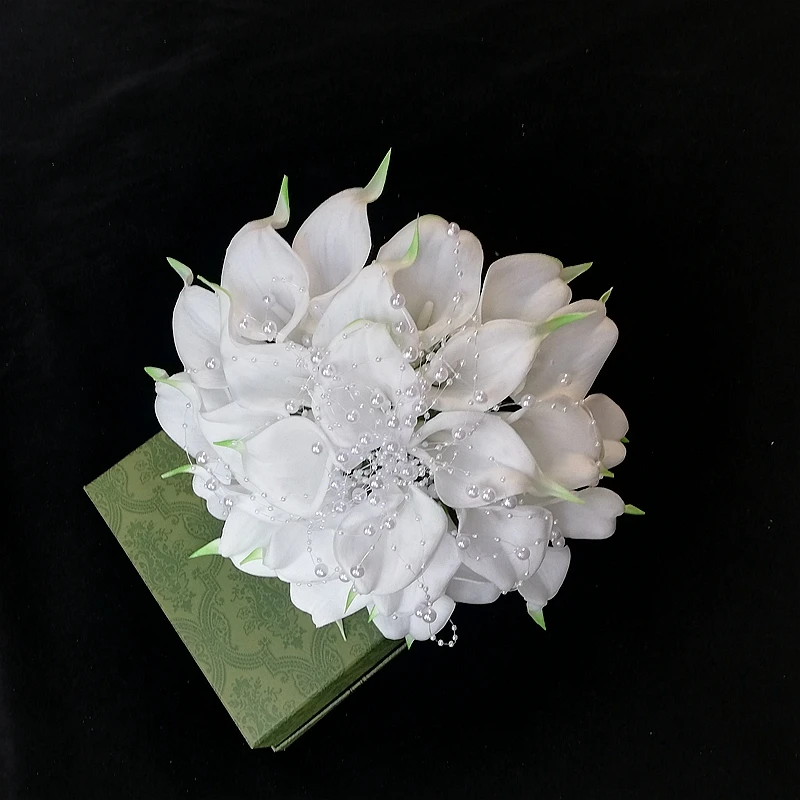 New in Wedding Accessories Ivory Calla Lilies with Pearls Luxury Bridal Flowers ramo de flores para novia Wedding centerpieces