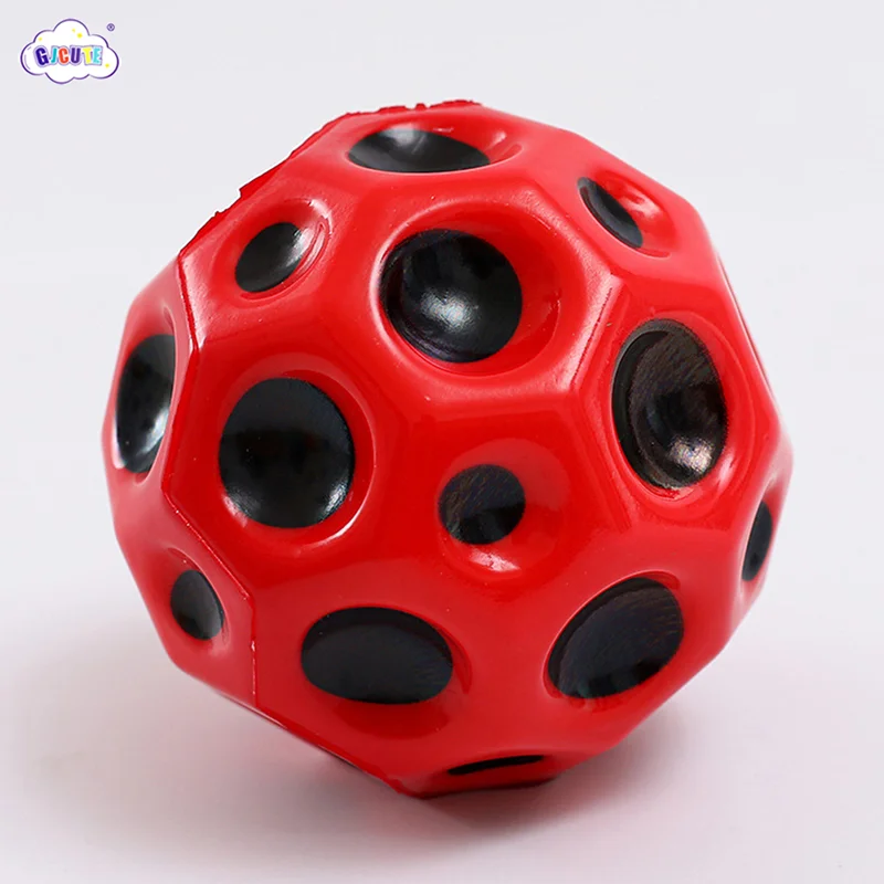 

1pcs Useful Toy Hole Ball Soft Bouncy Ball Anti-fall Moon Shape Porous Bouncy Ball Kids Indoor Toy Ergonomic Design