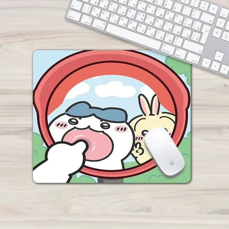 

Милый коврик для мыши Momonga среднего размера из искусственной кожи, японский коврик для мыши Hachiware для ноутбука, настольный коврик для студентов, подарки для девочек