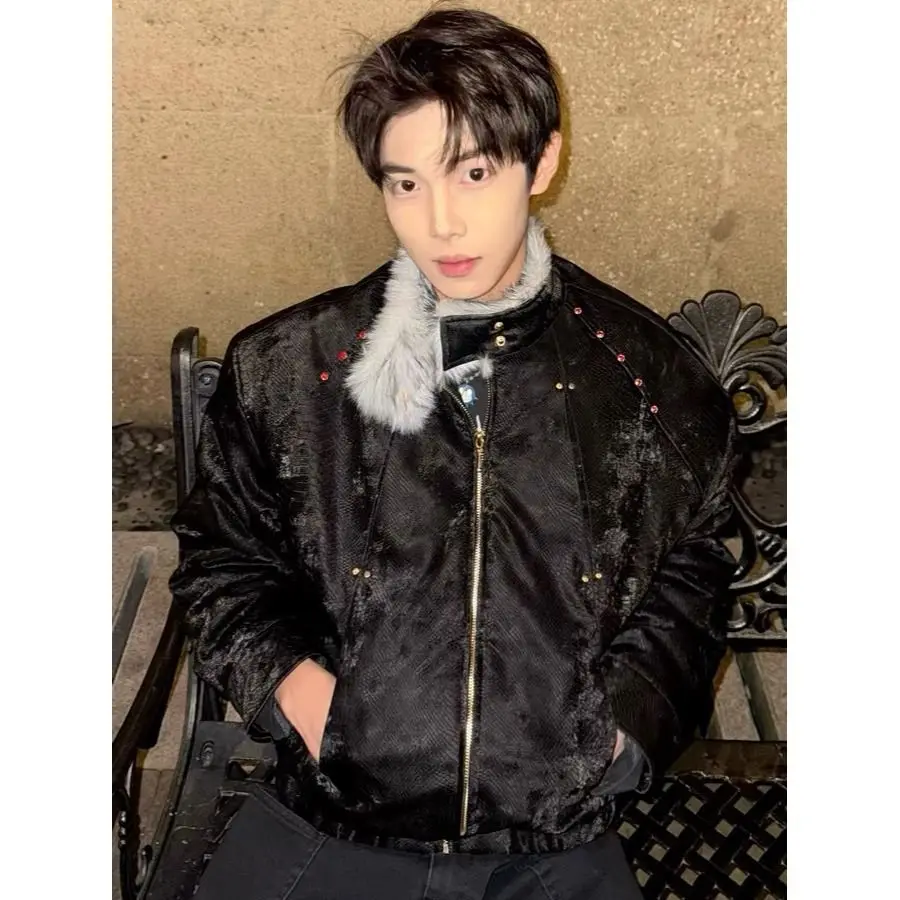 Unique Blood Python Pattern Leather Black Jacket For Men Cotton-Padded Autumn-Winter High-End Gem Decorative Motorcycle Jacket