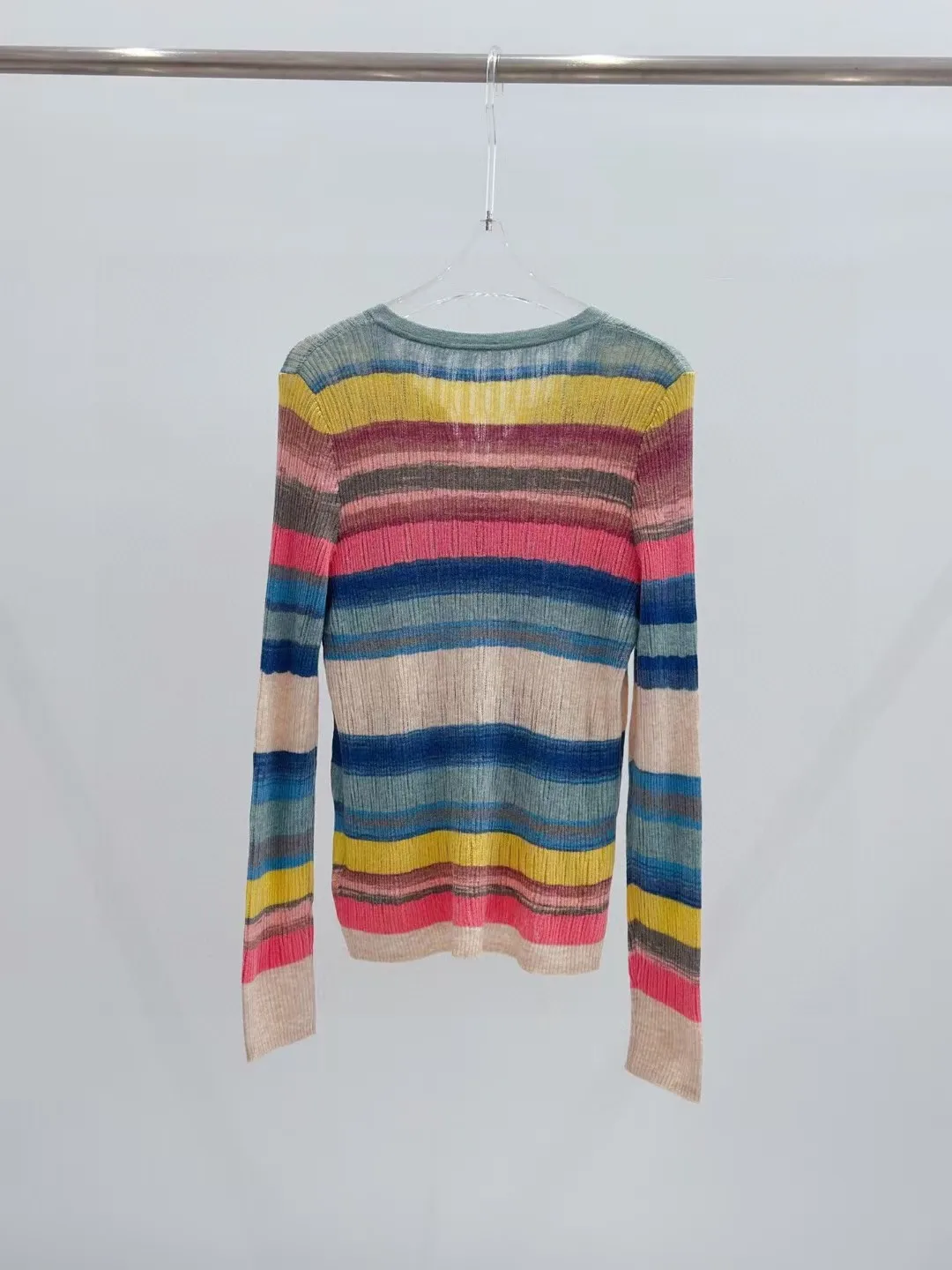 2024 early autumn new rainbow striped round neck knitted cardigan