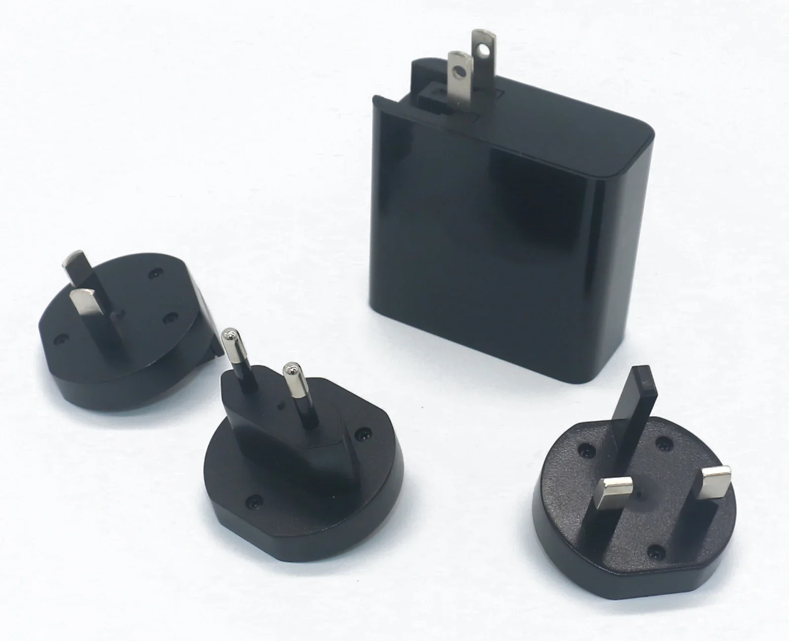 شاحن سريع نوع C للهاتف المحمول ، الولايات المتحدة ، الاتحاد الأوروبي ، الاتحاد الأفريقي أو المملكة المتحدة مأخذ الإخراج 5 فولت ، 9 فولت ، 12 فولت ، 15 فولت ، 20 فولت ، هواوي ، سامسونج ، غالاكسي ، آيفون ، أندرويد ، 45 واط PD