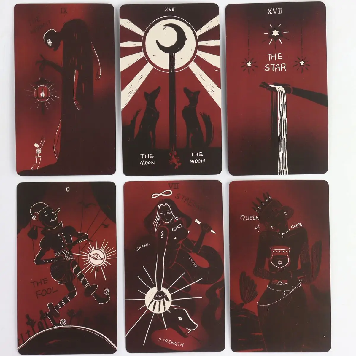 Dirty Red Tarot Deck 78 Pcs Tarot Cards Channel Energy Through Bold Strokes and Striking Contrasts - 10.3*6cm
