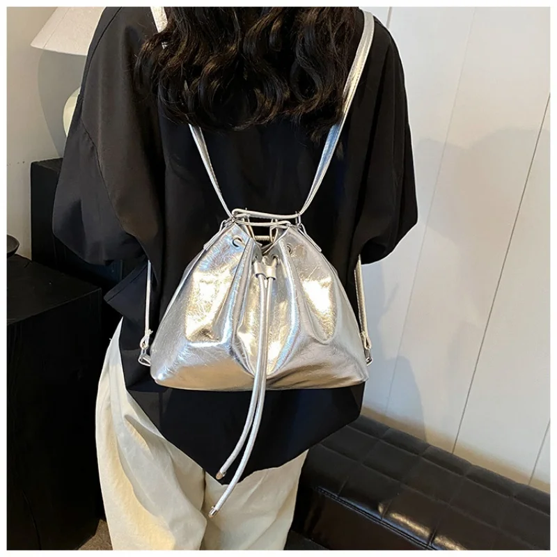 

2024 New Women's Simple Shining Galaxy Backpack Bucket Bag Fashion Casual Shoulder Bag Female Folded Cloud Bag Backpacks