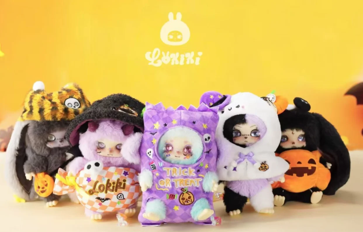 

Lokiki, милый тыквенный череп, глухая коробка с кроликом - серия Хэллоуина, коллекционные игрушки, модные подарки на тему «Кошелек и жизнь» на складе