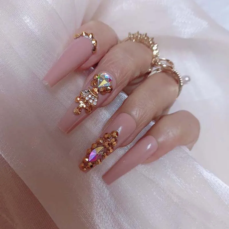 24 stuks Nieuw ontwerp luxe sieraden druk op nagels doodskist nepnagels kristal diamant High-end naakt