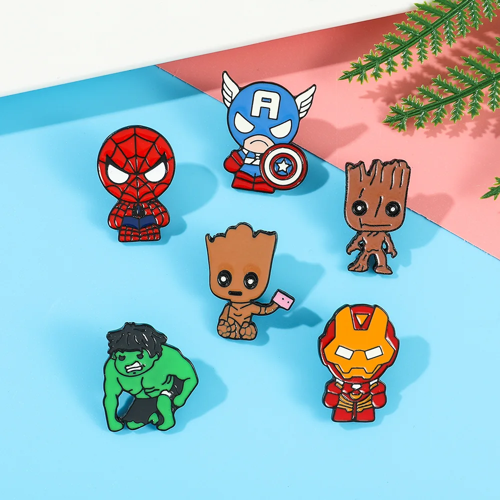 Hot selling Galaxy Guardians Manga Hero Peripheral Brooch Captain Groot Hulk Spider Man Metal Badge