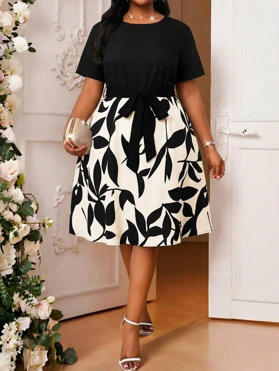 

Elegant Plus Size Round Neck Short Sleeve Belted Dress With Leaf Print