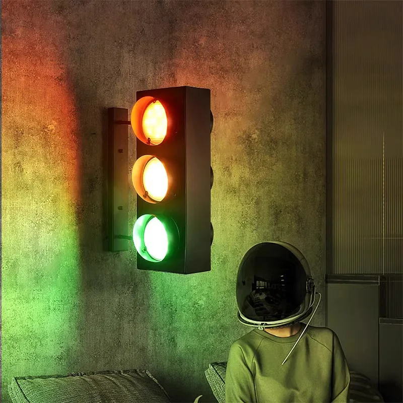 Retro industrial atmosphere traffic lights wall light Decorative lamp Restaurant cafe bar aisle Creative personality wall light