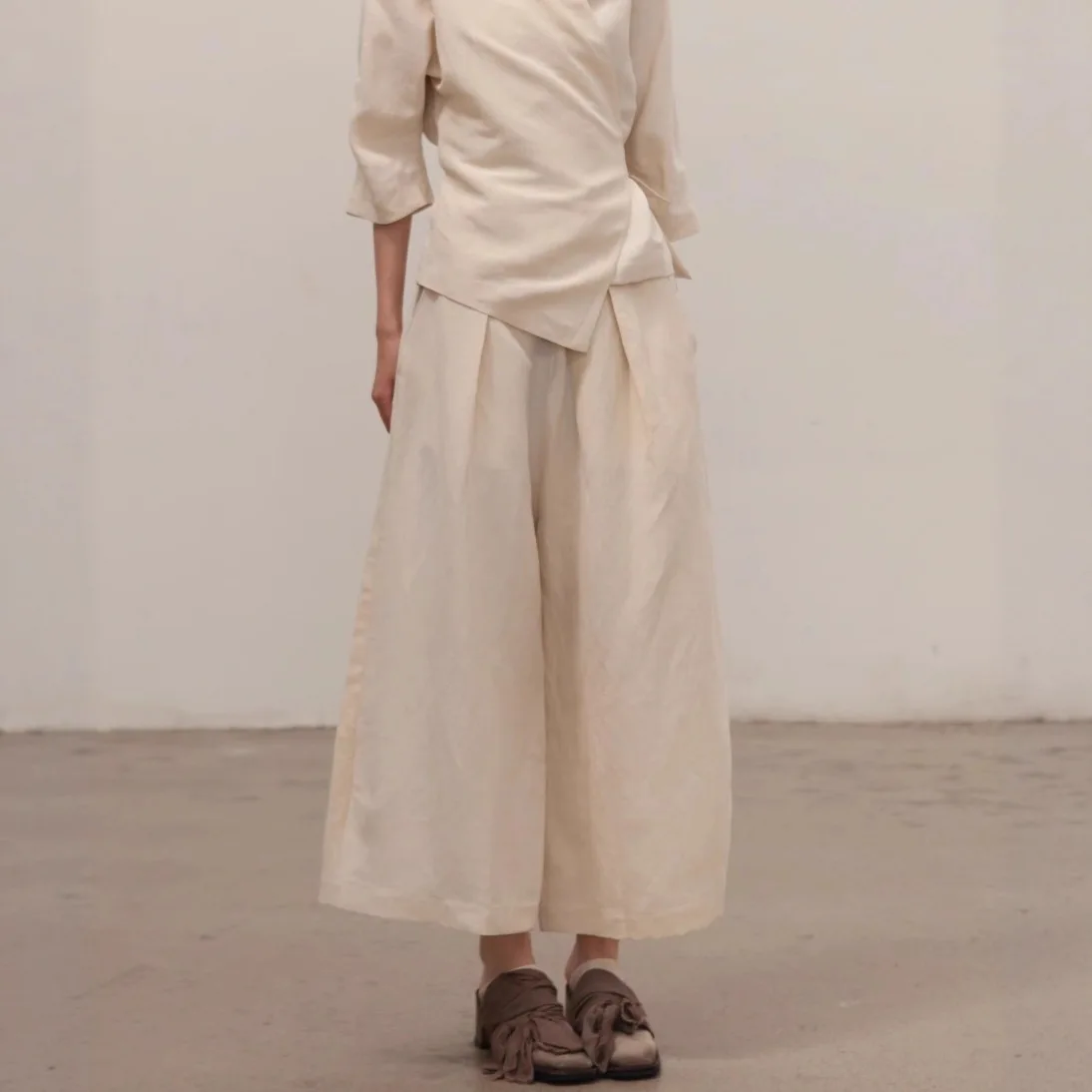 Withered Silk And Linen Texture Elastic Waistband Dry Linen Silk Casual Cropped Pants Wide Leg Pants
