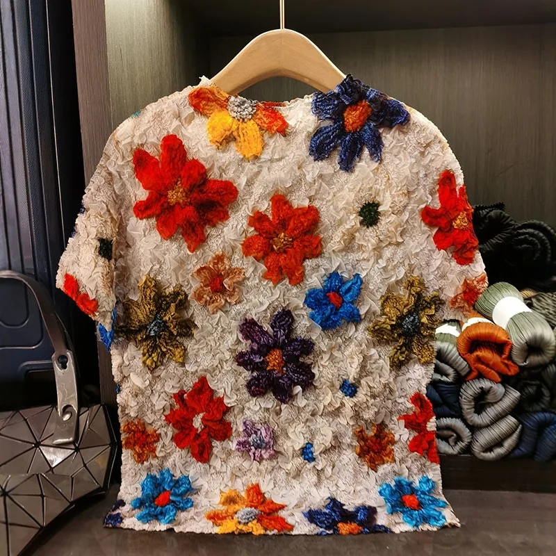 Miyake T-shirt plissé nouvel été Miyake fleurs brodées à manches courtes pli T-shirt ample col rond plis hauts femme