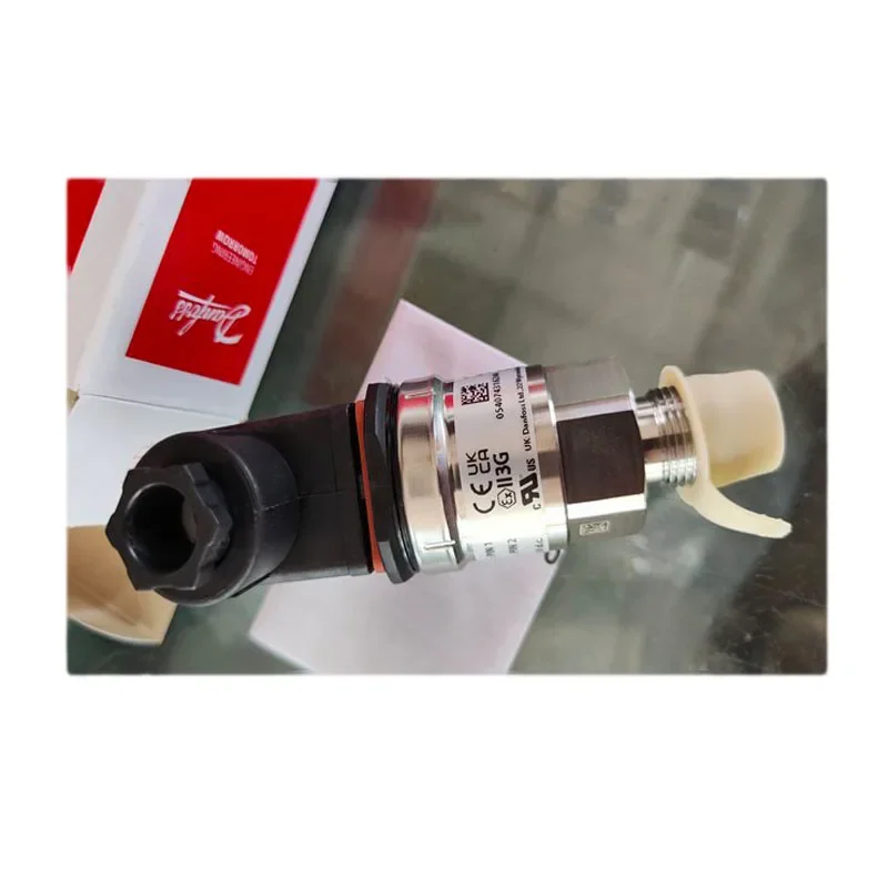 AKS33 pressure sensor 060G2111