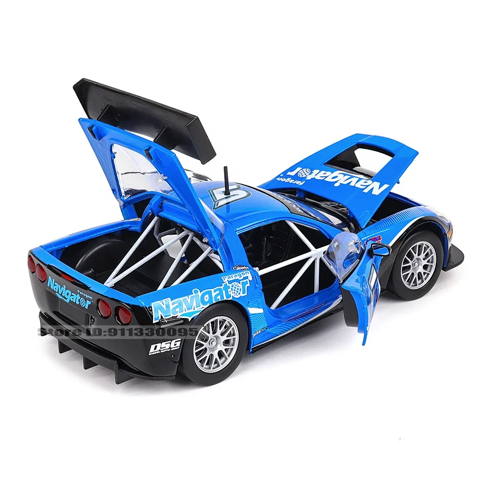 Bburago 1:24 Nuovo stile Chevrolet Corvette C6R Stile da corsa Veicolo in lega Pressofuso Modello di auto Collezione di giocattoli Regalo di compleanno del ragazzo
