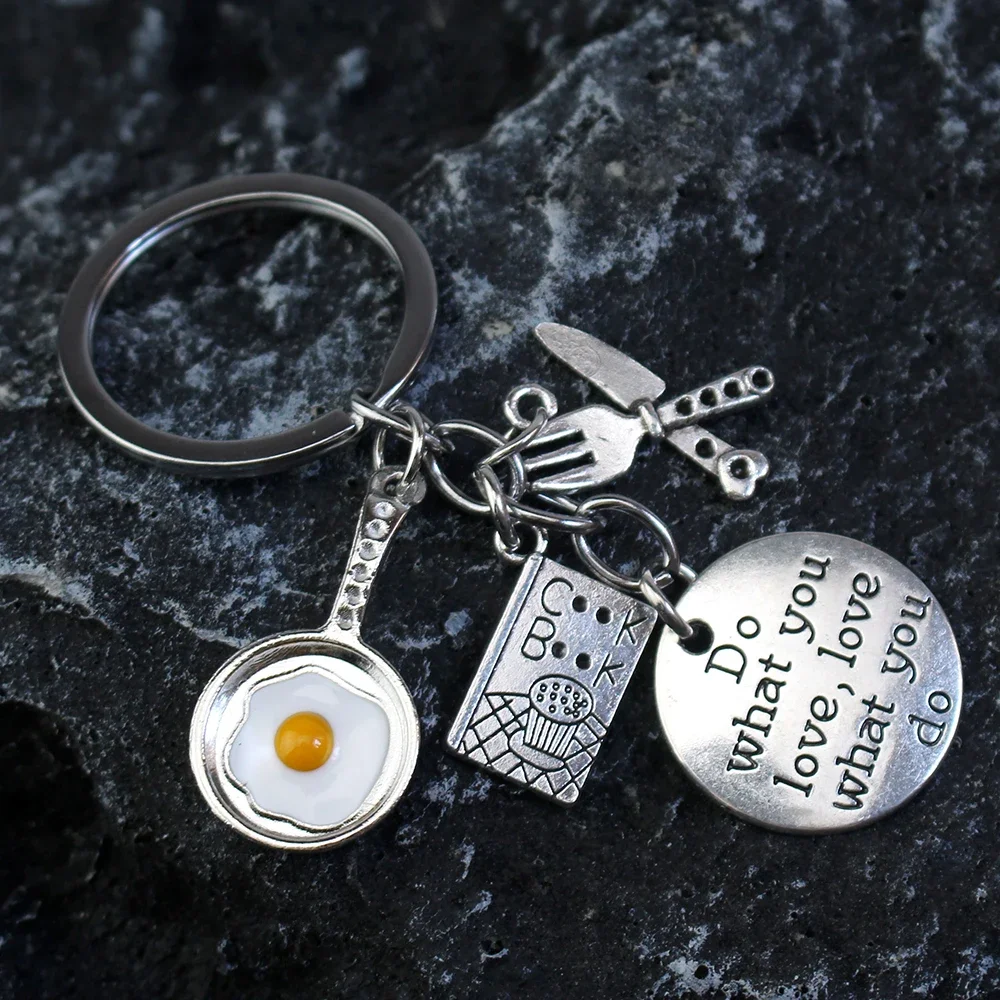 Fried Egg Keychain Home Cooking Key Ring Fried Egg Pan Cook Book Tableware Key Chain For Chef Gifts Accessories