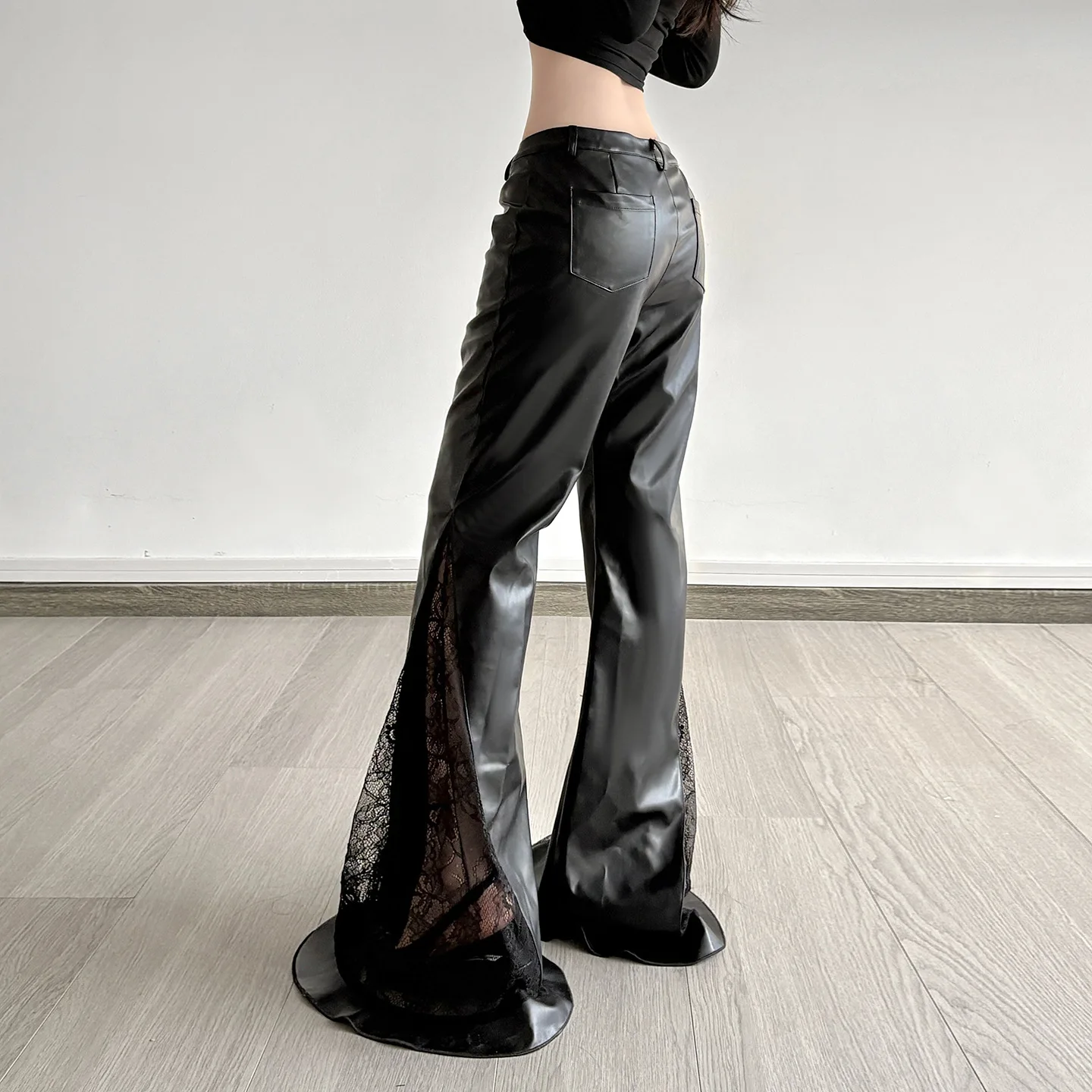 سبايس جيرل الدانتيل الربط بولي Leather الجلود متوهج السراويل شارع العليا جديد منخفضة الخصر بناطيل ضيقة النساء