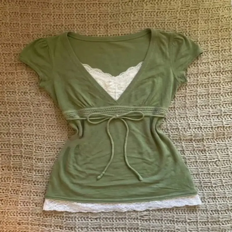 French Retro Y2k Sweet Cool Women's T-shirt Top 2026 New Fresh Green White Splicing Fake Two-piece Lace V-neck T-shirts Ladies