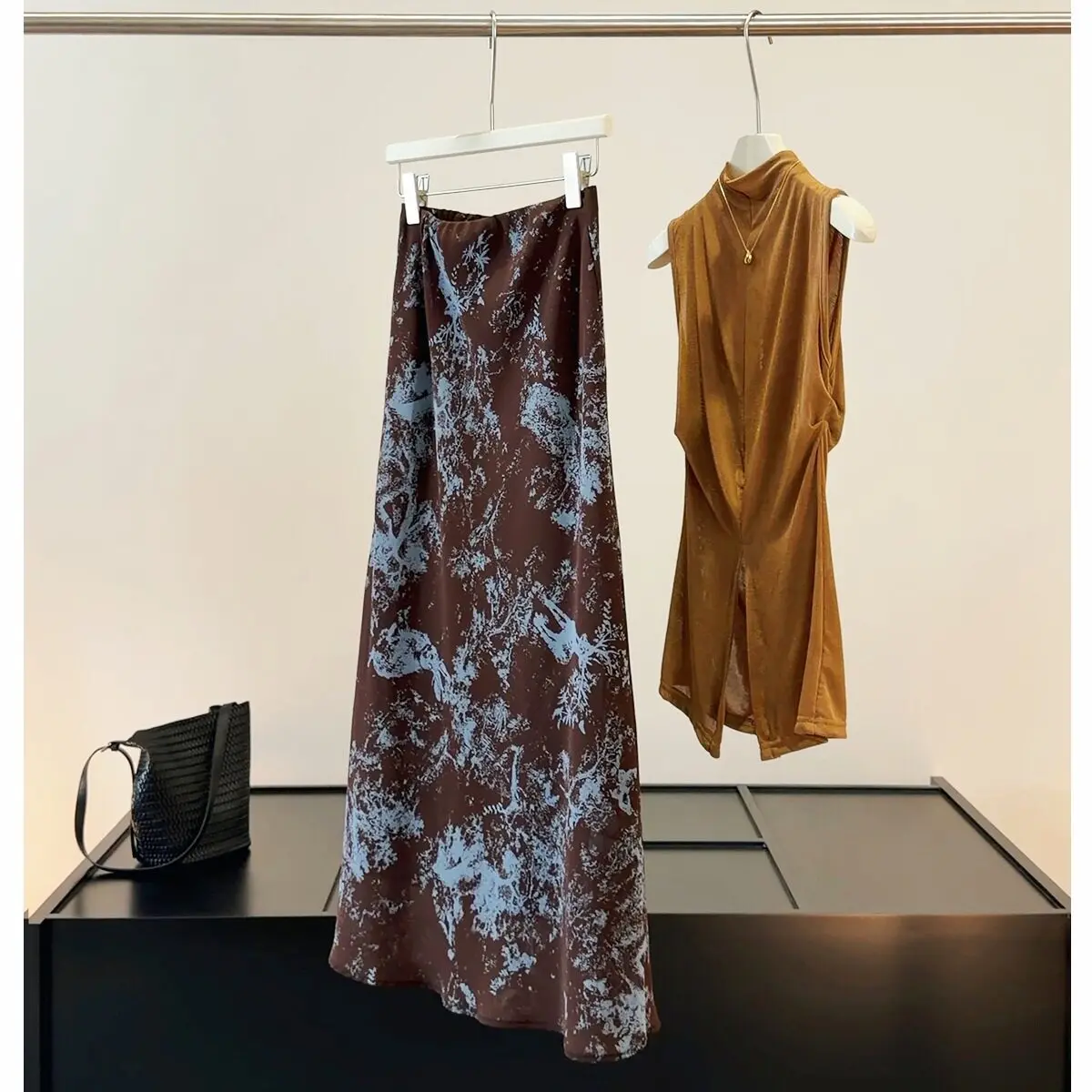 Seoulish Retro Ink Printed Chiffon Fishtail Skirt Women 2026 Summer New High Waist Slimming A-line Wrapped Long Skirts Beach