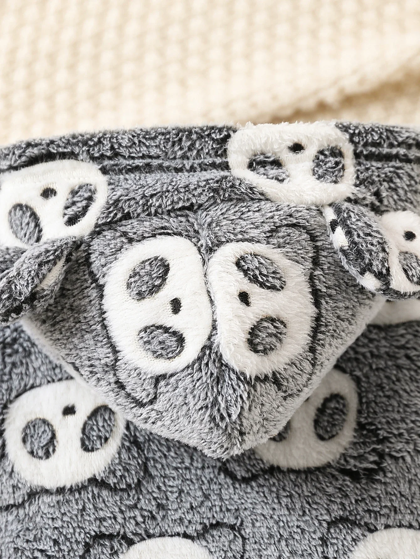 Baby-Jungen-Overall mit Cartoon-Aufdruck, Reißverschluss und Kapuze, langärmelig, modischer, süßer Strampleranzug mit langen Beinen für den Winter – Detail 6